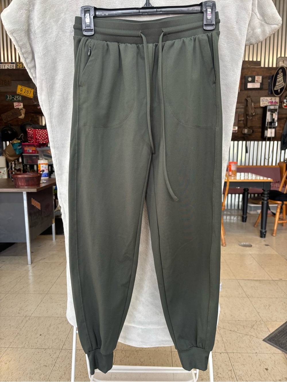 Rachel Zoe Olive Drawstring Jogger Pants